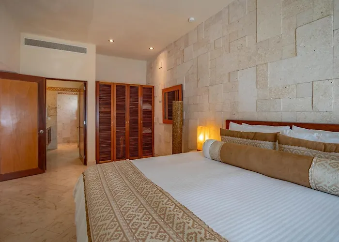 2 Bedroom Penthouse In The Heart Of