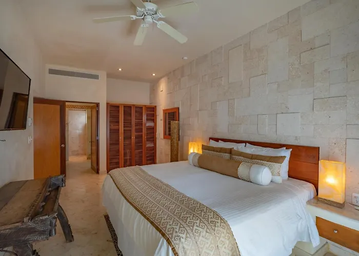 Aparthotel 2 Bedroom Penthouse In The Heart Of
